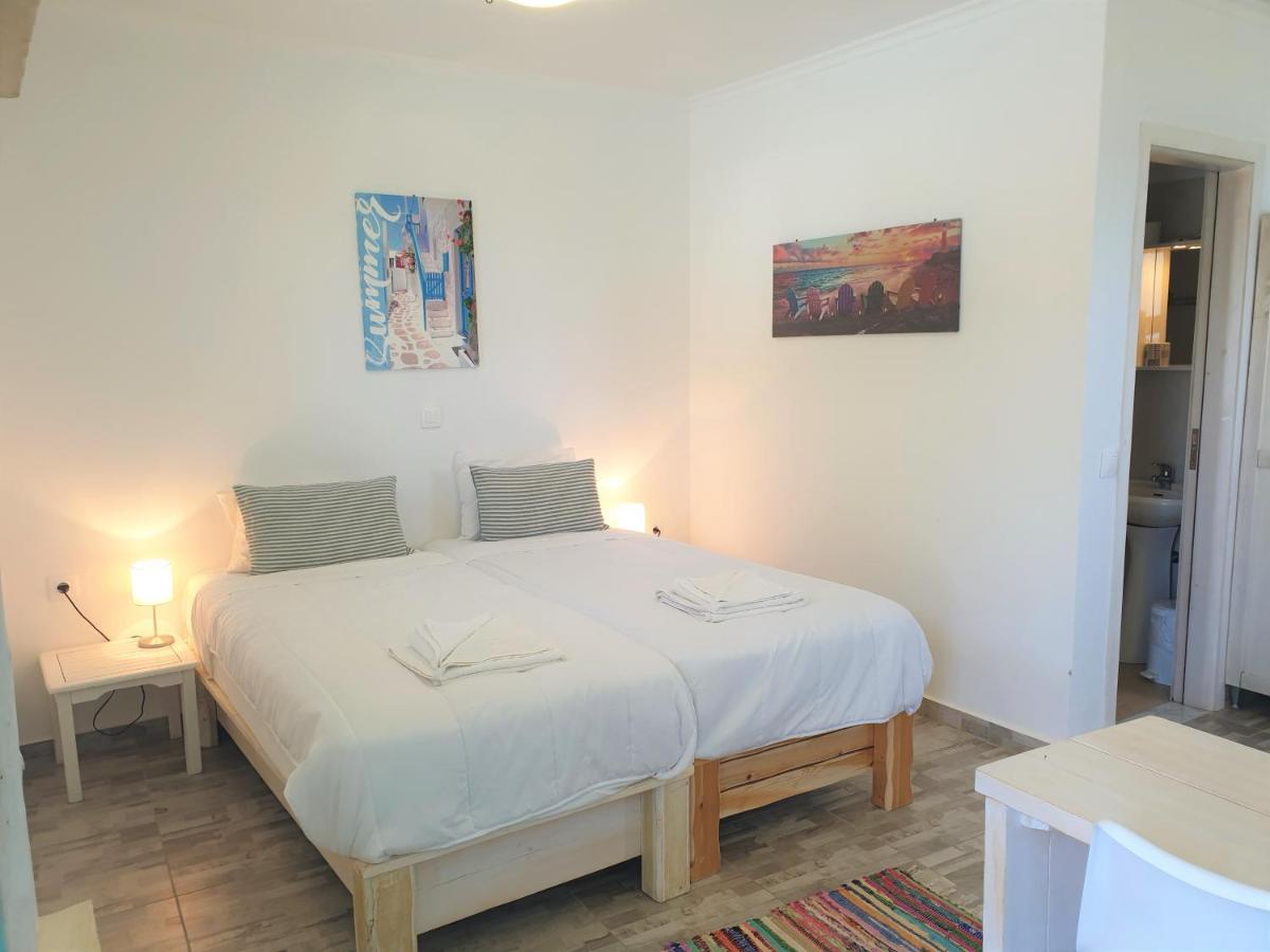 Kathys Island Retreat Apart otel Adia Dış mekan fotoğraf