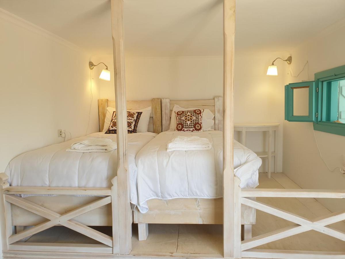 Kathys Island Retreat Apart otel Adia Dış mekan fotoğraf