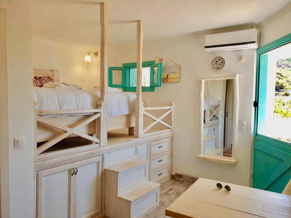Kathys Island Retreat Apart otel Adia Dış mekan fotoğraf