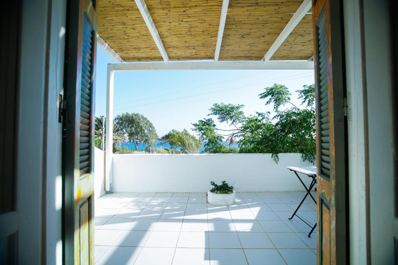 Kathys Island Retreat Apart otel Adia Dış mekan fotoğraf