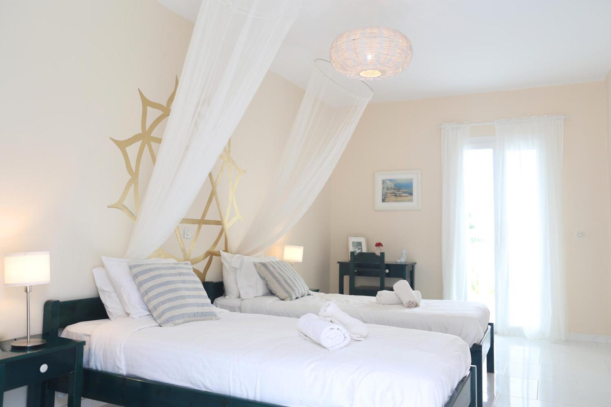 Kathys Island Retreat Apart otel Adia Dış mekan fotoğraf